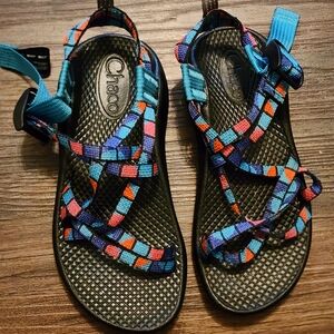 Kids Chaco Strappy Outdoor Sandals in Black